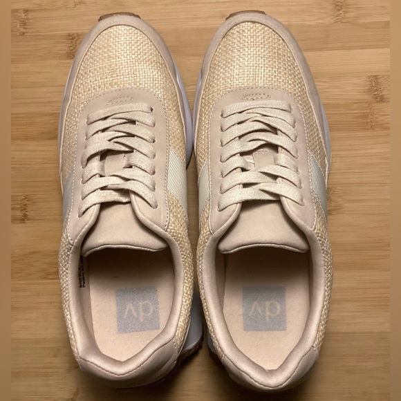 Dolce Vita Tan Sneakers - Picture 2 of 9